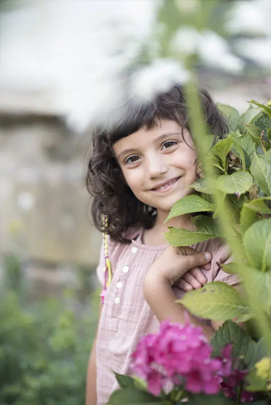 Sesión de familia en casa o exterior